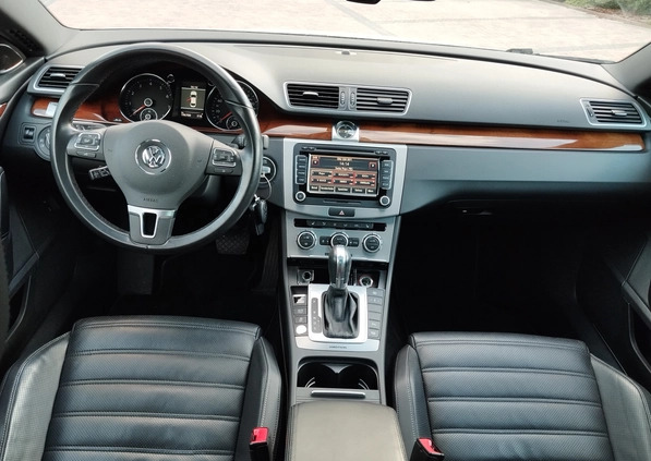 Volkswagen CC cena 64900 przebieg: 196000, rok produkcji 2013 z Warszawa małe 781